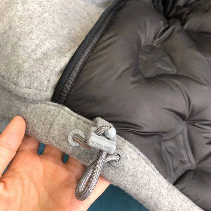 大人気☆ルイヴィトン偽物☆モノグラム ボーイフッド パファ ジャケット 1A5PFA