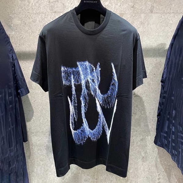 人気No1ジバンシィ 偽物 Love プリント オーバーサイズ Tシャツ BM716N3YH3