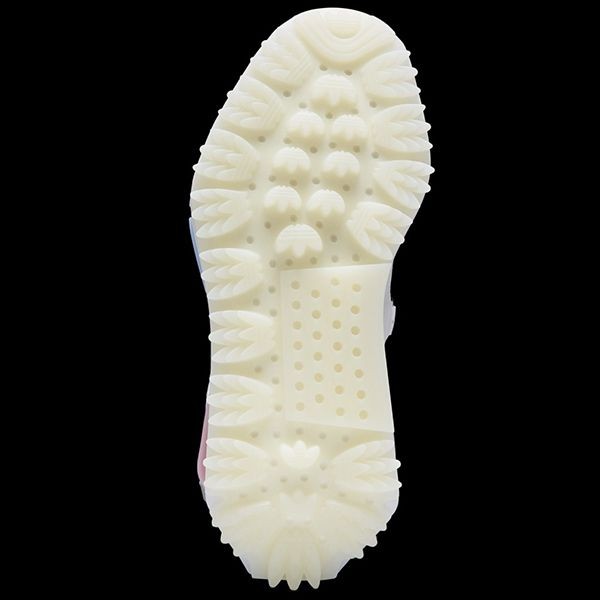 【手元に在庫有】【モンクレール ×アディダス】 NMD Mid ブーツ 偽物I209S4F