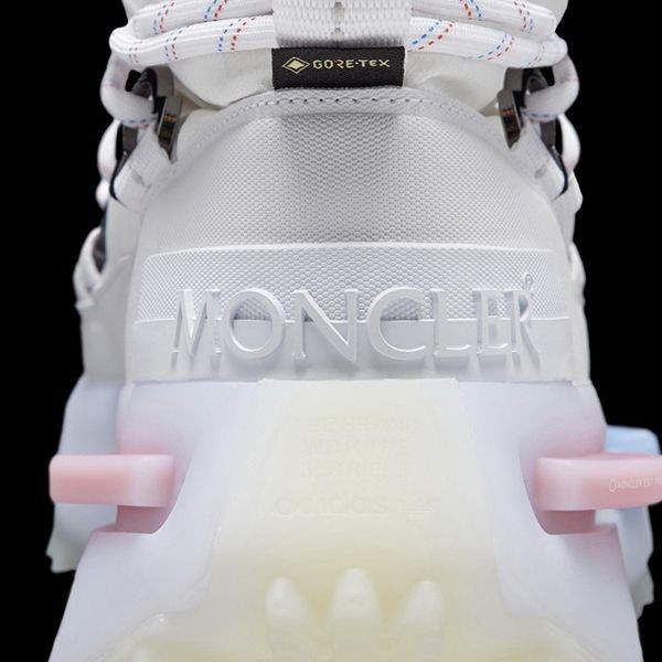 【手元に在庫有】【モンクレール ×アディダス】 NMD Mid ブーツ 偽物I209S4F