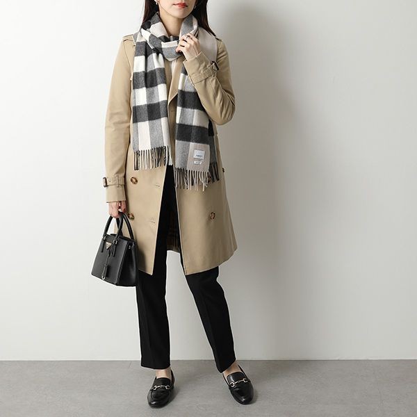 目玉商品！バーバリー マフラー 偽物HALF MEGA CHECK CASHMERE SCARF8015550