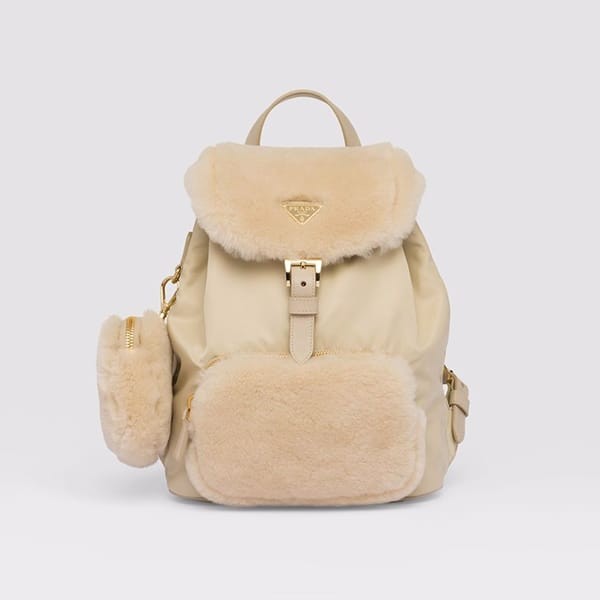 プラダ 偽物 トライアングル ロゴ Re-Nylon バックパック 1BZ074_K4D_F0F24_V_O1M