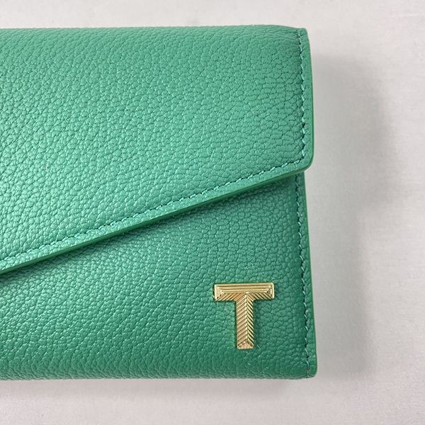高級感溢れるティファニー Leather T Wallet レザー T 財布 エメラルド コピー