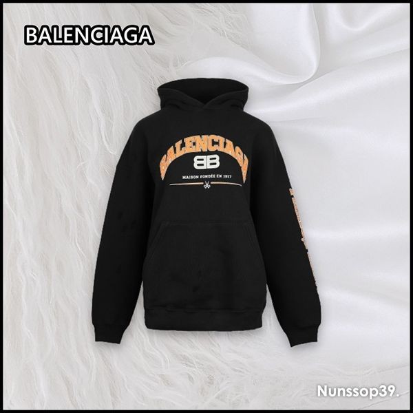 超希少！《バレンシアガ》BBロゴフードTシャツ コピー675003 TLVJ2 1074