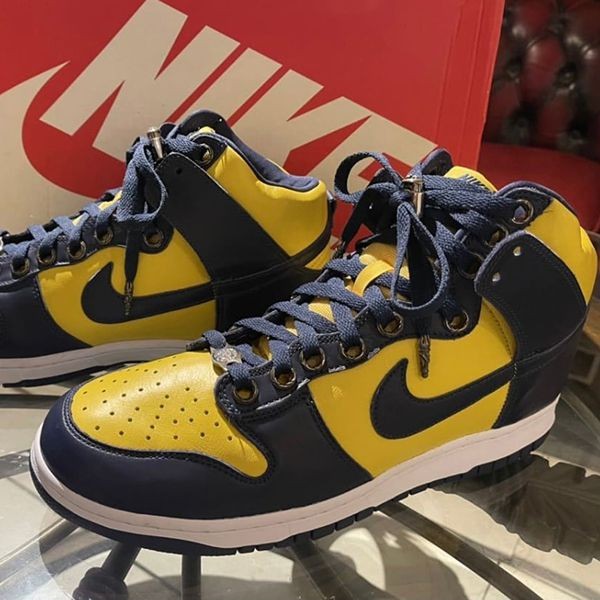 選べるお色クロムハーツ ダンク 偽物 ハイ   NIKE DUNK HI SP ミシガン SP order 032148