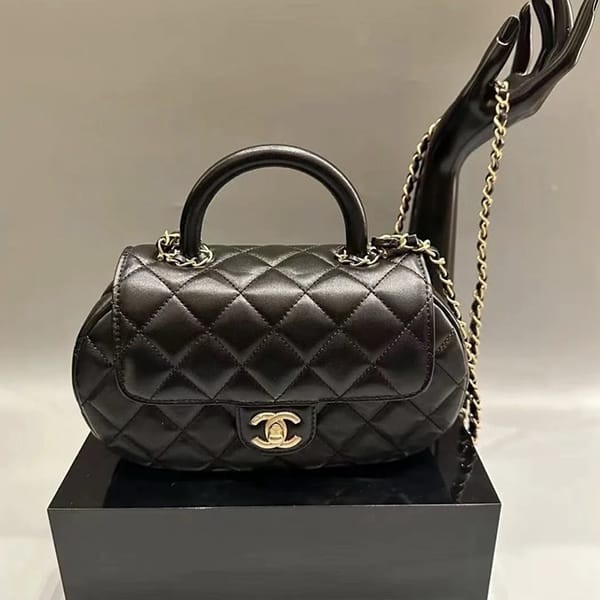 【VIPセールで入荷！】シャネル コピートップハンドルバッグ 2色 AS4569 B14812NS845