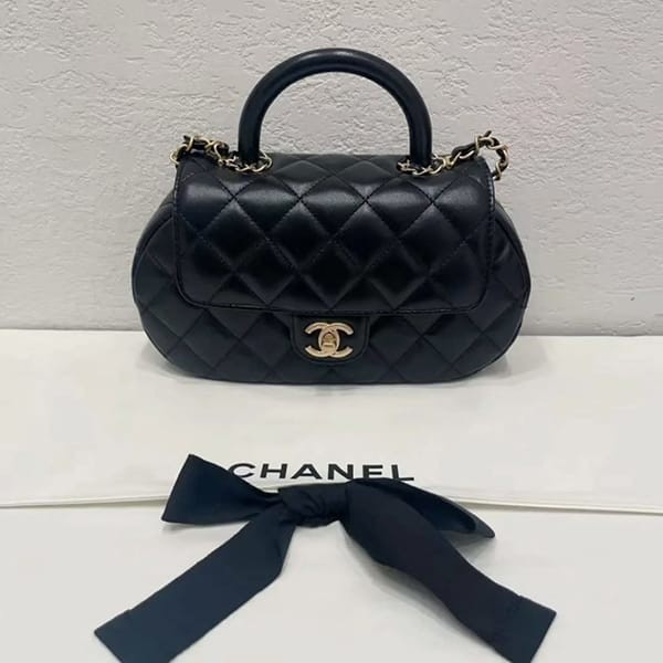 【VIPセールで入荷！】シャネル コピートップハンドルバッグ 2色 AS4569 B14812NS845
