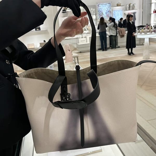 【セールで奇跡の入荷！】ディオール toujours バッグ ラージ n級品 m2820szbf_m941