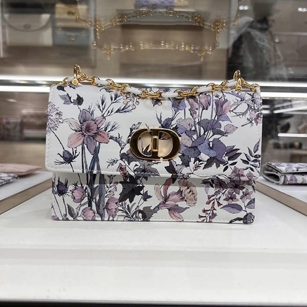 完売必至のカラーディオール miss caro ミニバッグ n級品 s5169usqi_m933
