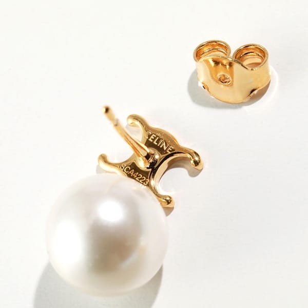 【訳あり特価】セリーヌ トリオンフ パールイヤリング n級品 sl01555