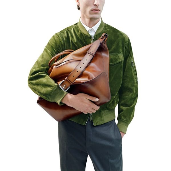 注目!ベルルッティ コピー toujours ソフト ジップ レザー トラベルバッグ 2色 zippedbagv3