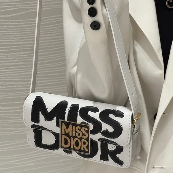 ディオール miss ディオール フラップバッグ 偽物 3色 m2610uzcj_m911​