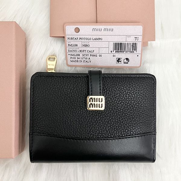 【ミュウミュウ】Compact Wallet ロゴベルト 三つ折り財布 5ML058