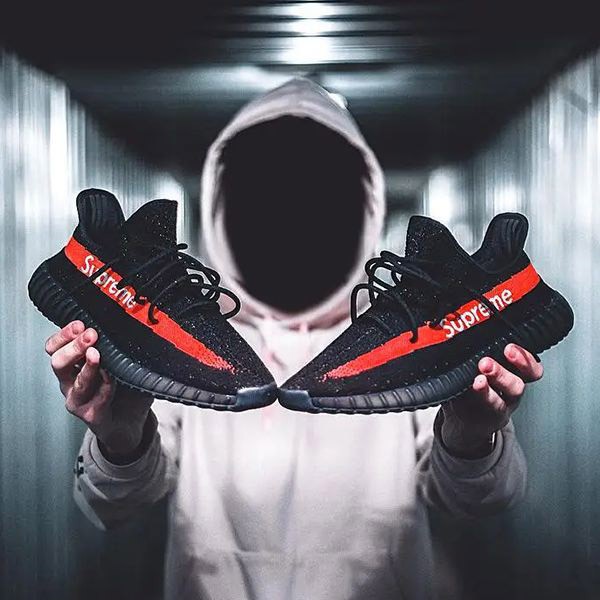 シュプリーム イージーブースト 偽物 アディダス スニーカー Yeezy Boost 350 V2 w24122101