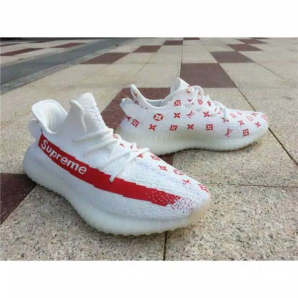 シュプリーム イージーブースト 偽物 アディダス スニーカー Yeezy Boost 350 V2 w24122101