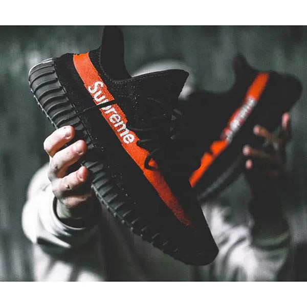 シュプリーム イージーブースト 偽物 アディダス スニーカー Yeezy Boost 350 V2 w24122101