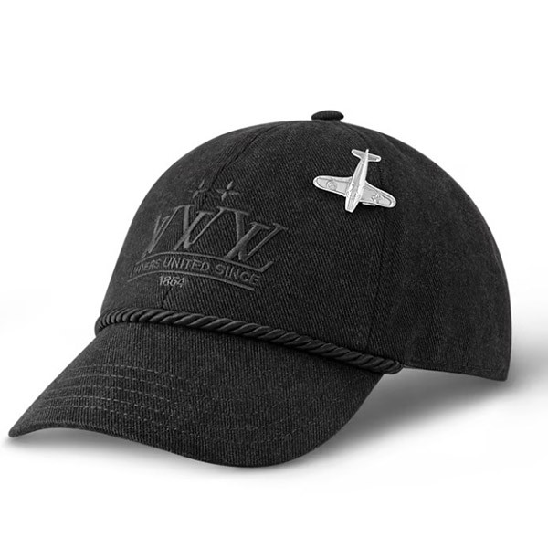 定番【飛行機のブローチがアクセント♪】ルイヴィトン★キャップ 偽物 LV プレーン M5012M
