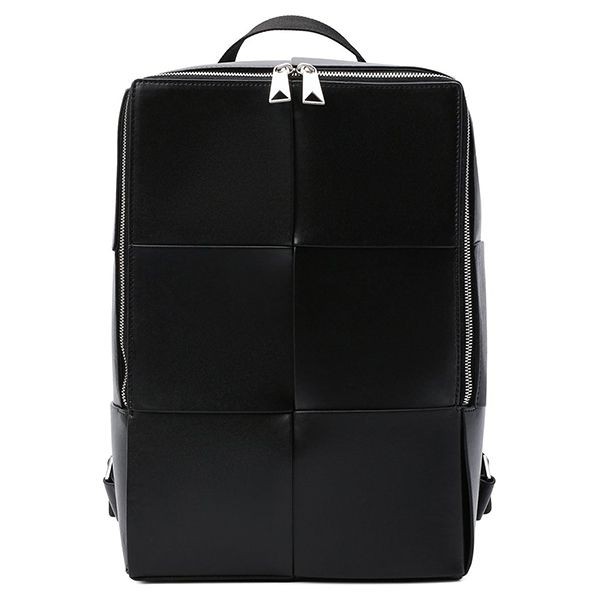 入手困難ボッテガヴェネタ ARCO 偽物 スムースレザー 縦型 バックパック 680092VB1K