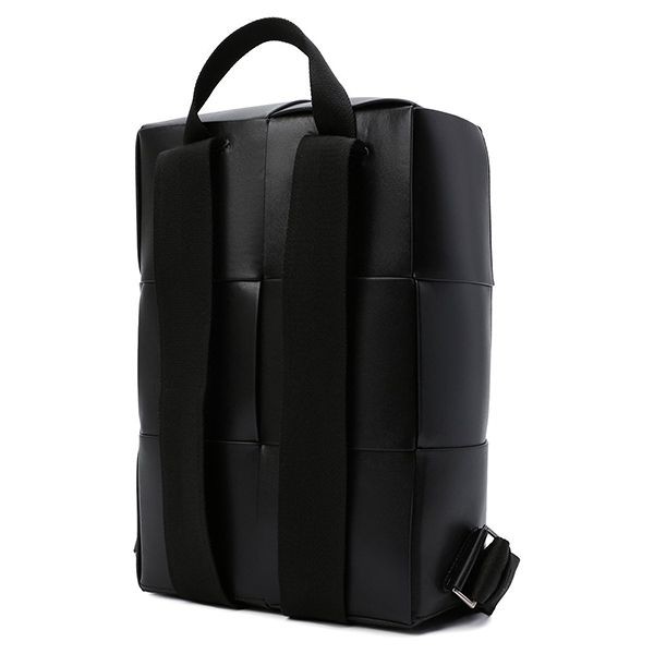 入手困難ボッテガヴェネタ ARCO 偽物 スムースレザー 縦型 バックパック 680092VB1K