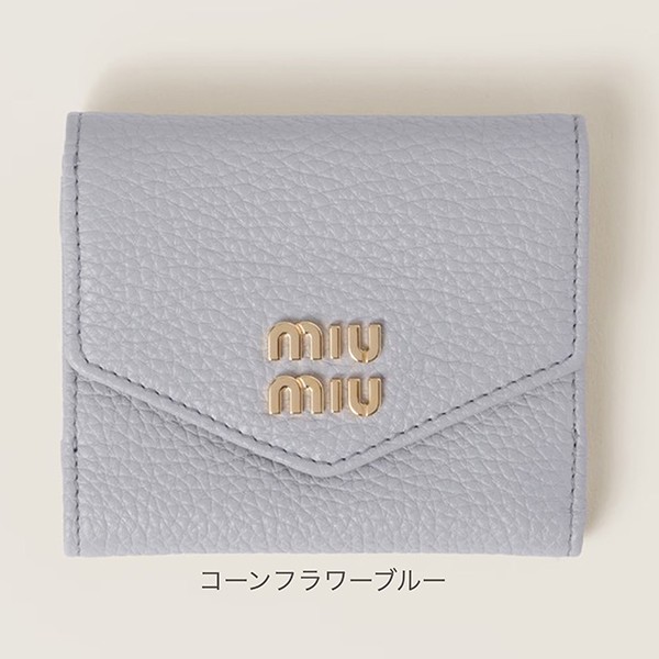 待望の再入荷ミュウミュウ 偽物 ヴィッテロダイノレザーフラップ付 折り財布 5MH043_2DT7_F0009
