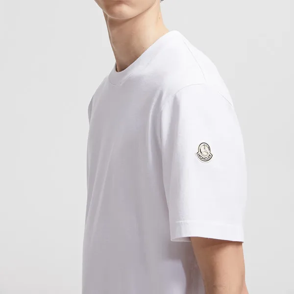 大人気!!新色モンクレール Mercedes-Benz 偽物 by NIGO Tシャツ K14018C