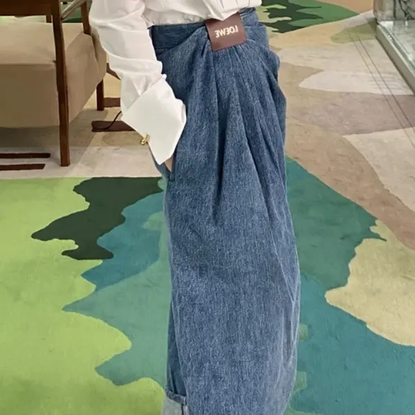 高級感溢れるドレスのようなデニム《ロエベ コピー》ドレープドワイドレッグデニム