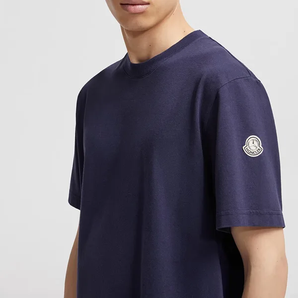 大人気!!新色モンクレール Mercedes-Benz 偽物 by NIGO Tシャツ K14018C