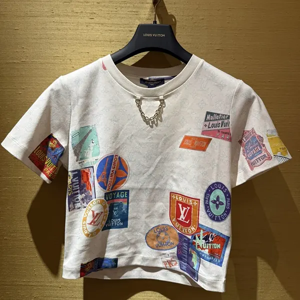VIPセールルイヴィトン クロップトップ Tシャツ コピー 1AHITI