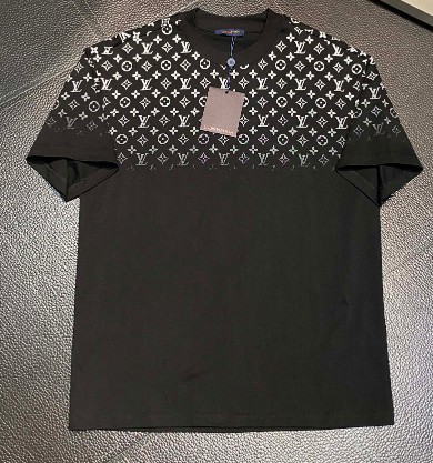 【使いやすさ抜群】ルイヴィトン スーパーコピー コットン Tシャツ 1AFBB2