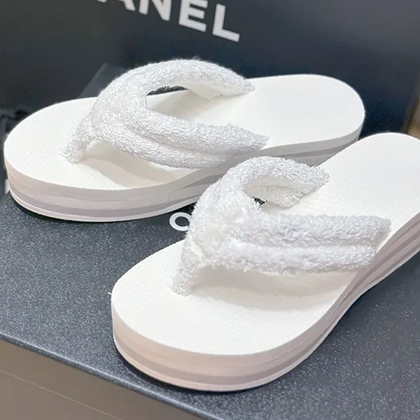 完売必至シャネル ビーチサンダル コピー 5.5㎝厚底 G46202