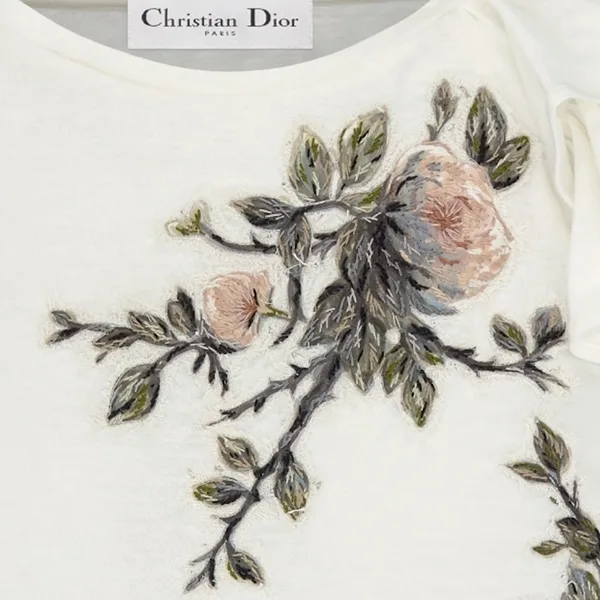 【ディオール パチモン】フラワー刺繍 ラッフル袖 コットンTシャツ 323T43A4415