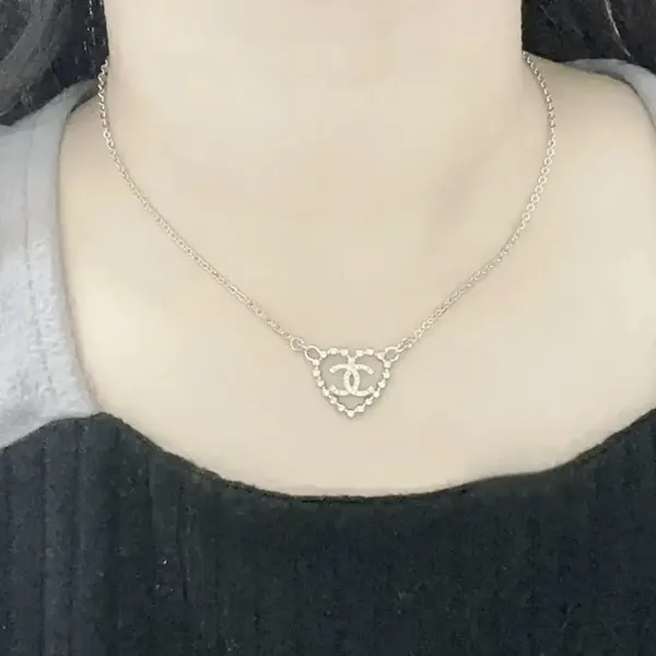 【コーデを格上げ】シャネル ハートが可愛い CCマーク ネックレス コピー ABF459 B19984