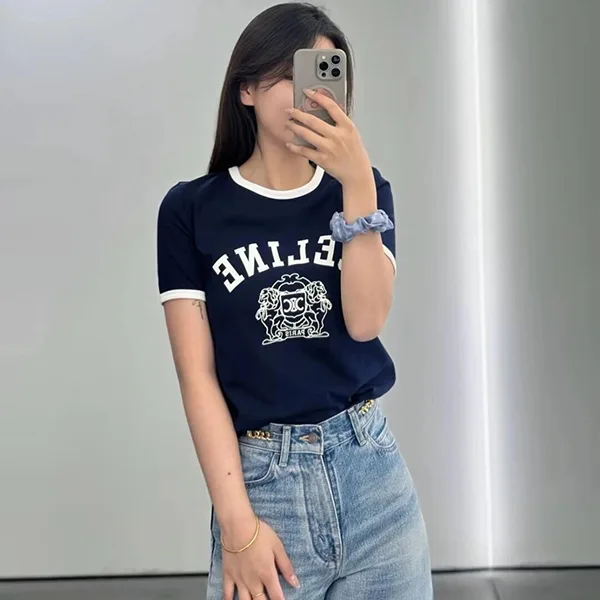 【セリーヌ パロディ】シンプルな感じのロゴ入りTシャツ RX09C671Q