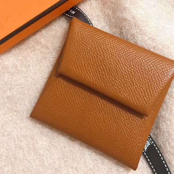 (オシャレで機能的》エルメス Bastia ウォレット コピー H041054CK18
