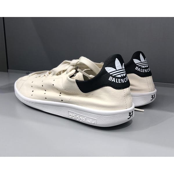 プレゼントに最適バレンシアガ アディダス コラボ STAN SMITH スタンスミス スニーカー コピー ad25613