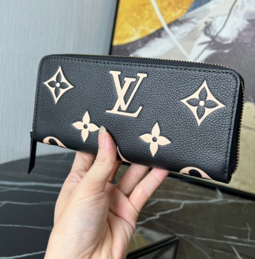 選べるお色ルイヴィトン ポルトフォイユ・クレマンス 偽物 M82338