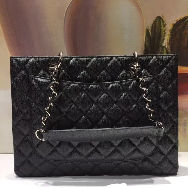 ☆大人気☆ シャネル偽物 GSTトート キャビアスキン ココマーク ハンドバッグ シルバー金具 A50995