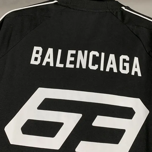 バレンシアガ × Lamborghini Oversized サッカーTシャツ w25070404