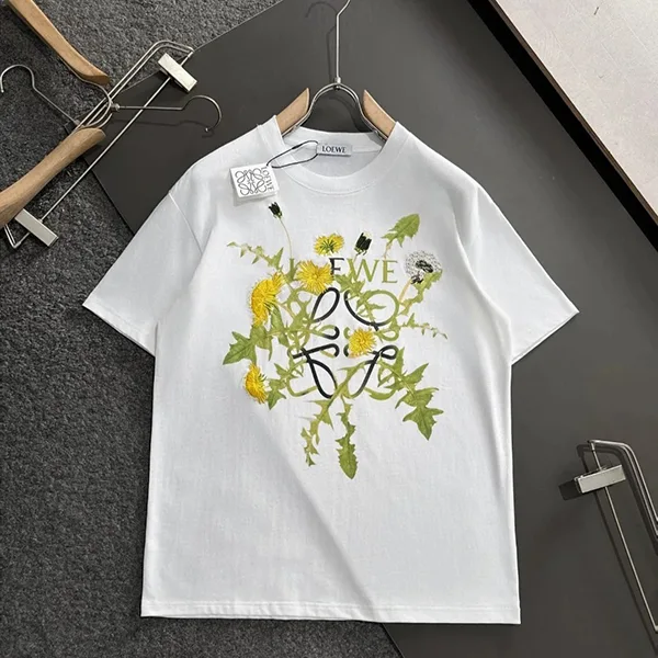 目玉商品！ロエベ タンポポ ダンデライオン アナグラム アクティブ Tシャツ loe2572