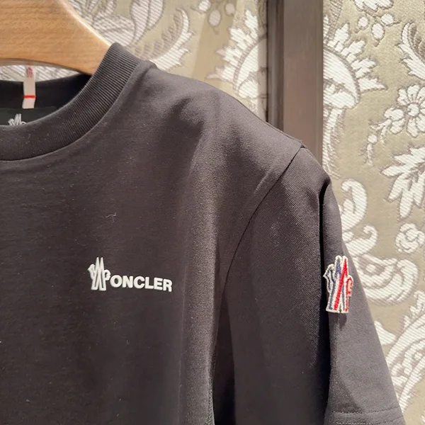 セレクトのおしゃれ☆モンクレール グルノーブル コピー ロゴTシャツ☆2色 K10988C