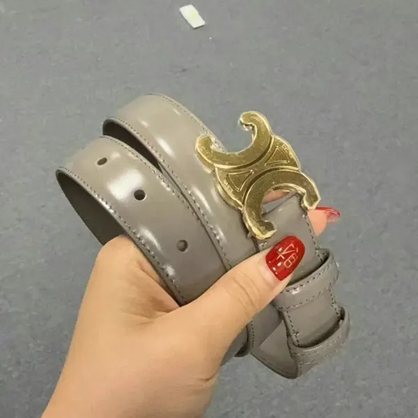 おすすめセリーヌ ミディアム トリオンフ ベルト トリヨンレザー 45AK93A01