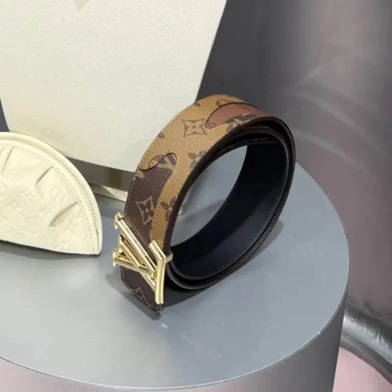 在庫ありNIGOコラボ☆ルイヴィトン 40mm リバーシブルベルト 贋物 M4394U