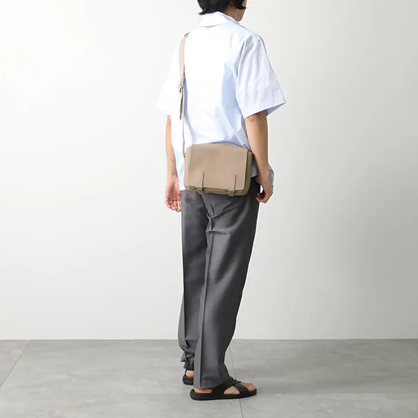 超入手困難ロエベ バッグ コピー MILITARY MESSENGE ミリタリー B553A72X22