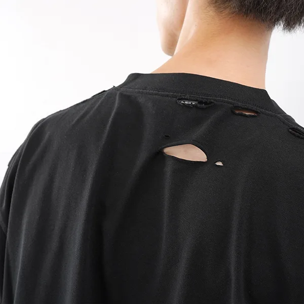 人気急上昇バレンシアガ ルーズフィット コピー DESTROYED Tシャツ 651795 ブラック