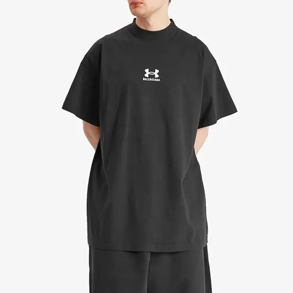 大人お洒落バレンシアガ アンダーアーマー オーバーサイズ Tシャツ w25081301