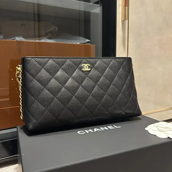 【カラバリ豊富】シャネル ポーチ型ショルダーバッグ コピー AP4700-B20730-94305