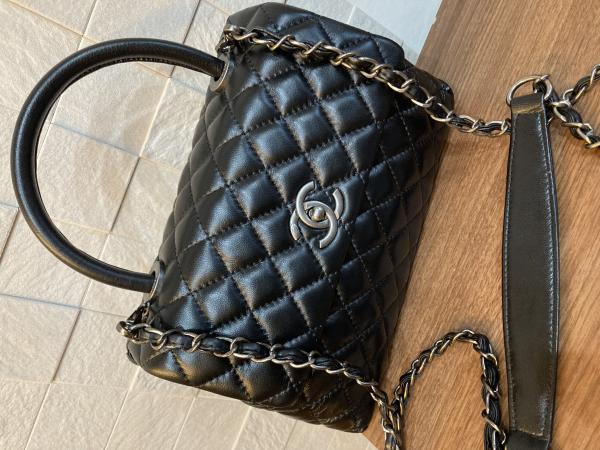 シャネル☆ココハンドル ショルダーバッグ 偽物 24cm j2212308
