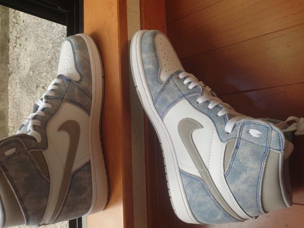 ◆大人気◆ナイキ ハイパーロイヤル 偽物◆AIR JORDAN 1 HYPER ROYAL◆新商品◆555088-402、575441-402