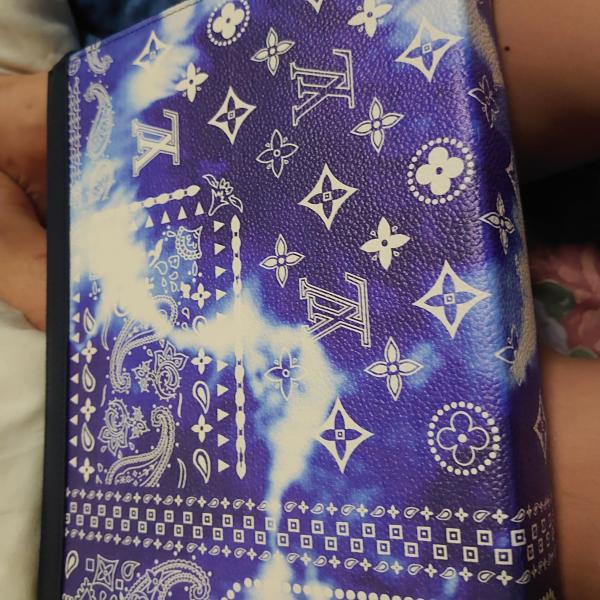 完売前に★ルイヴィトン★LV ポシェット・ボヤージュ ブルー 偽物M81442
