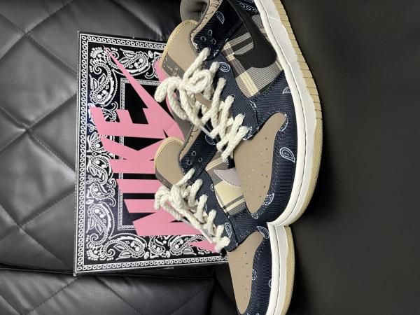 大人気コラボ！【ナイキ トラヴィス 偽物】 DUNK LOW×TRAVIS SCOTT コラボ入手困難トラビス ダンク ロー CT5053-001